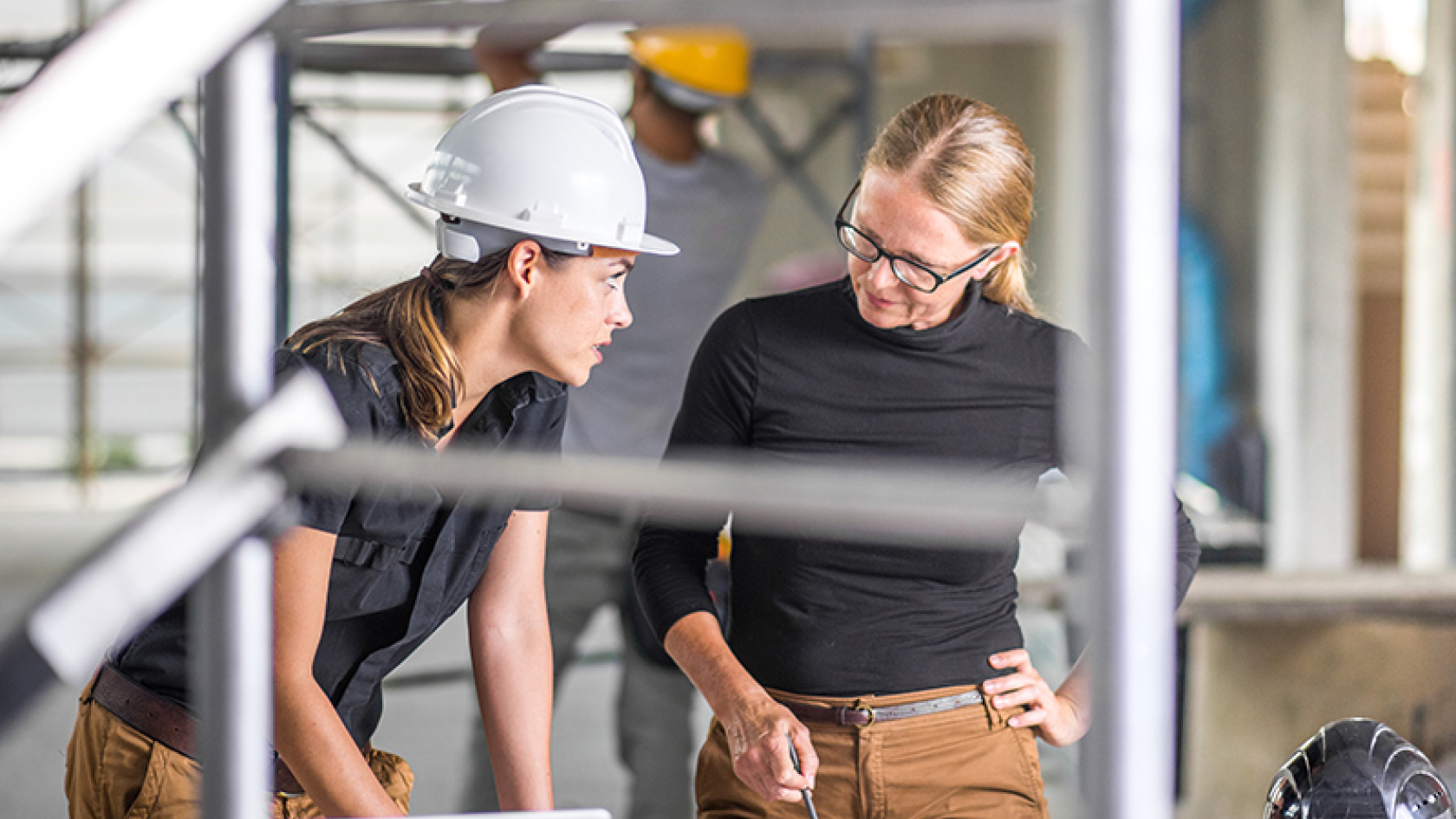 Hur du tacklar lågt medarbetarengagemang med workforce management